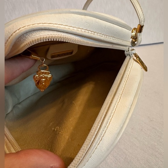Vintage Gucci Monogram Logo White Canteen Round Crossbody Leather Shoulder Bag - Picture 12 of 14